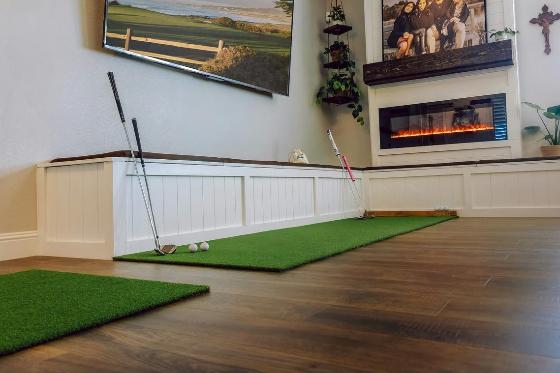 golf room